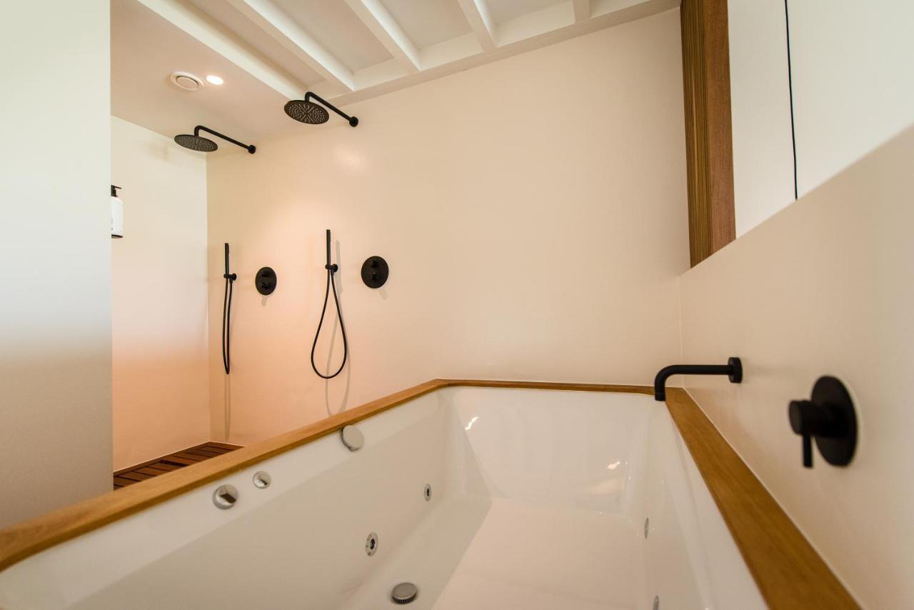 نيس Van Heeckeren Apartments & Suites Nes المظهر الخارجي الصورة